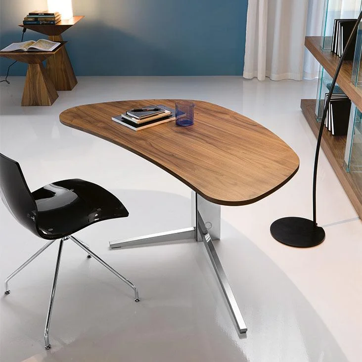 DIVINEDESIGNCENTER_ISLAND_DESK_1.jpg
