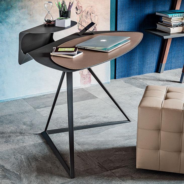1_DIVINEDESIGNCENTER_STORM_DESK_4.jpg