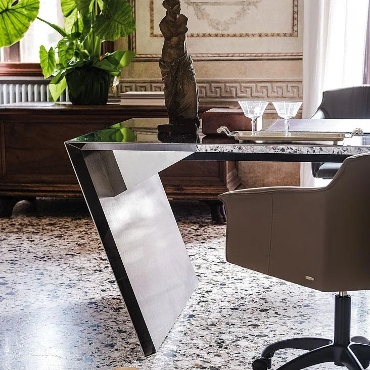 VEGA DESK