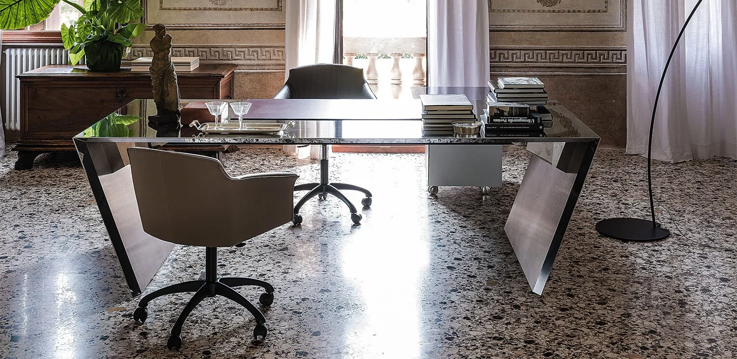 DIVINEDESIGNCENTER_VEGA_DESK_2.jpg
