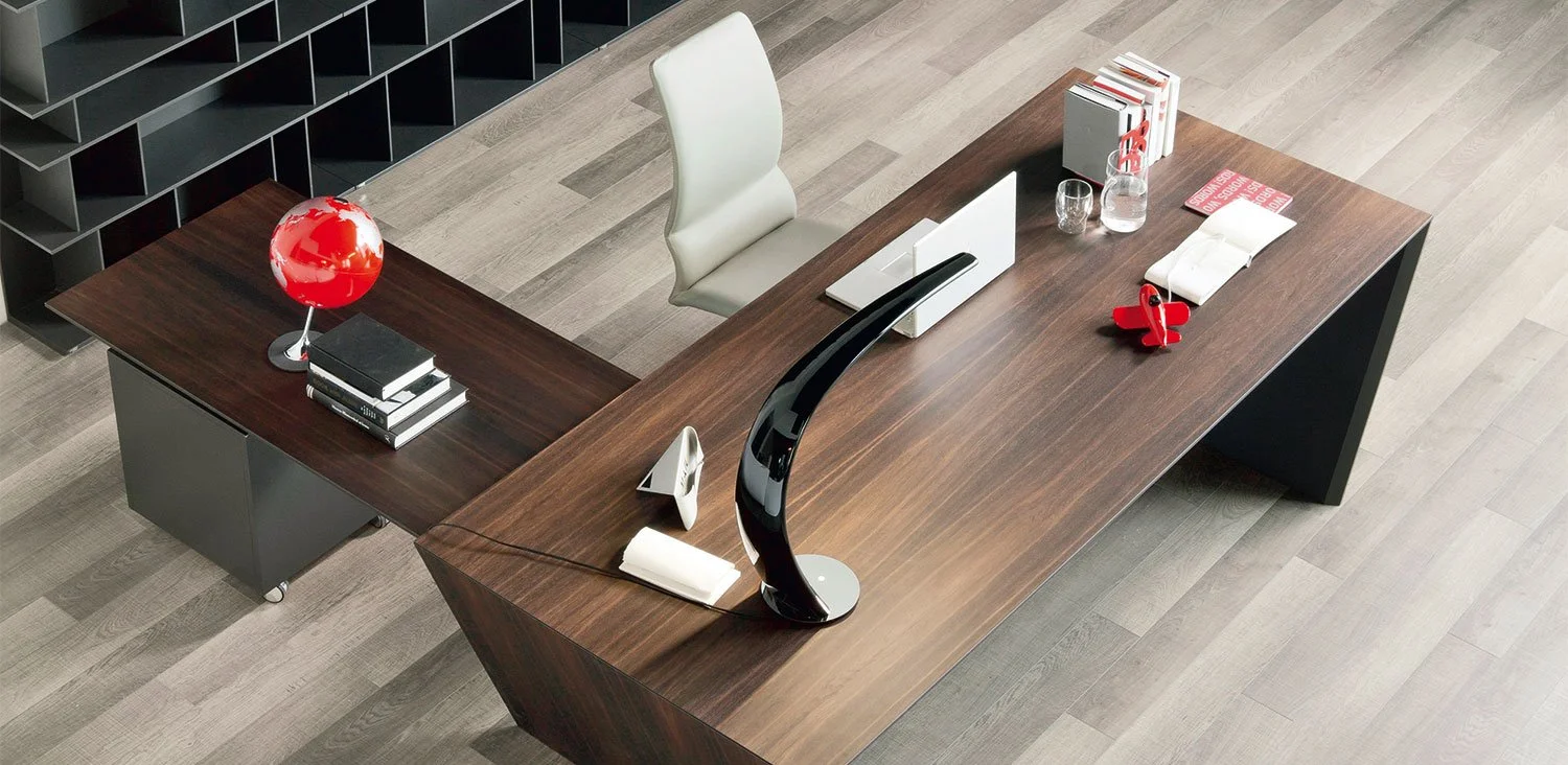 DIVINEDESIGNCENTER_VEGA_DESK_1.jpg