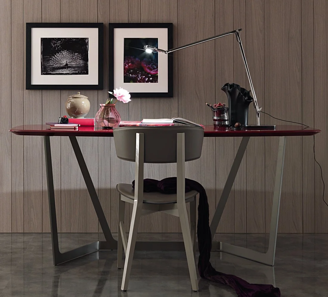 DIVINEDESIGNCENTER_VIRGO_DESK_2.jpg