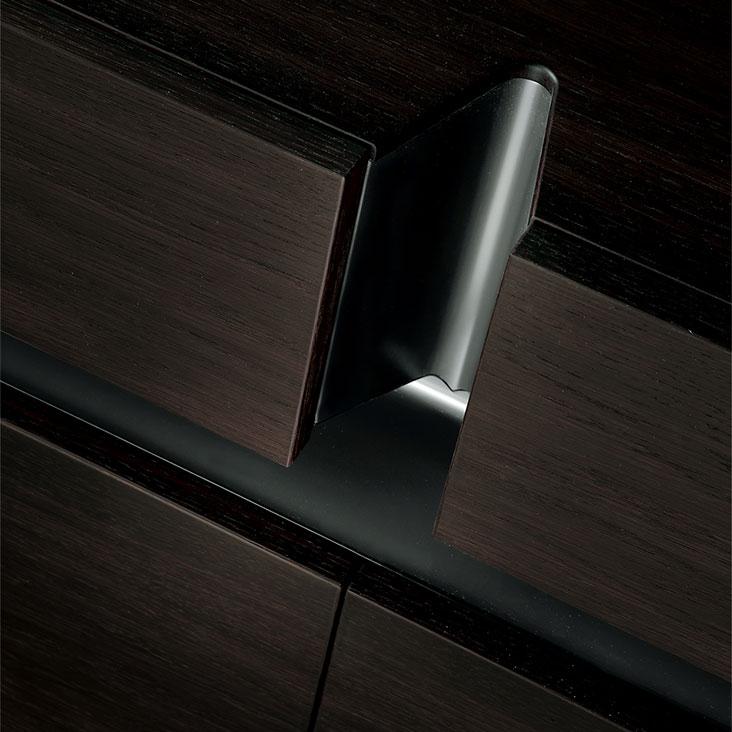 DIVINEDESIGNCENTER_PRISMA_SIDEBOARD_3.jpg