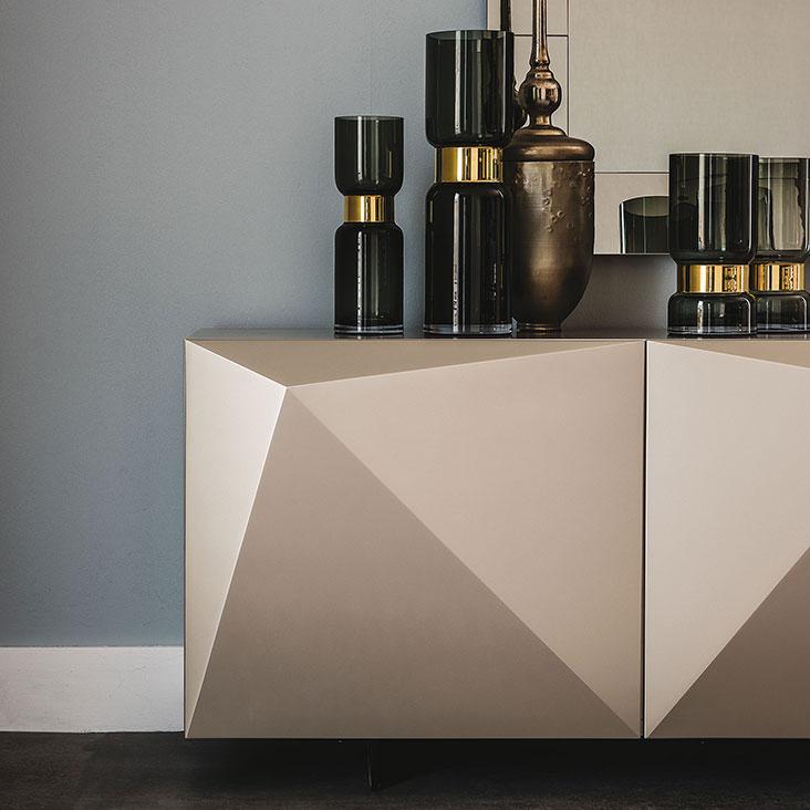 DIVINEDESIGNCENTER_KAYAK_SIDEBOARD_6.jpg