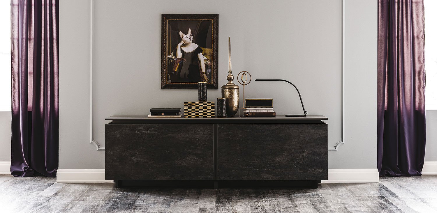DIVINEDESIGNCENTER_EUROPA_SIDEBOARD_10.jpg