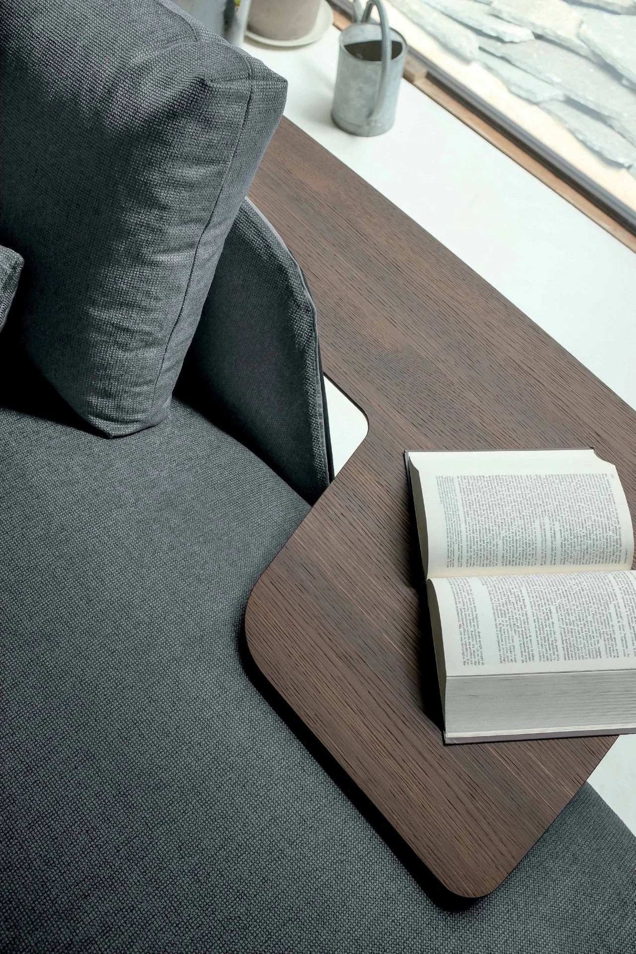 divine-design-center-boston-arketipo-tavolino_downtown_HR_96.jpg