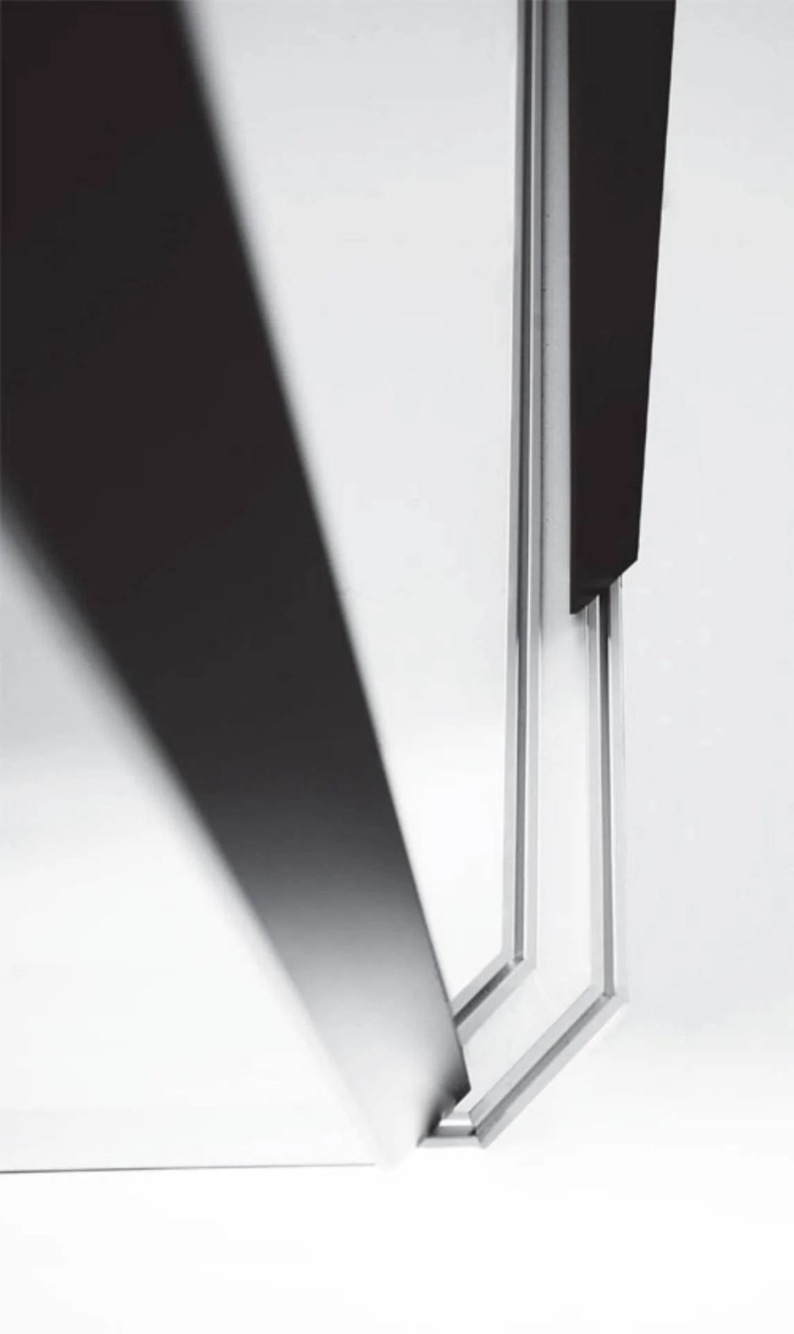 DIVINEDESIGNCENTER_VISTA_INTERIORDOOR_3.jpg