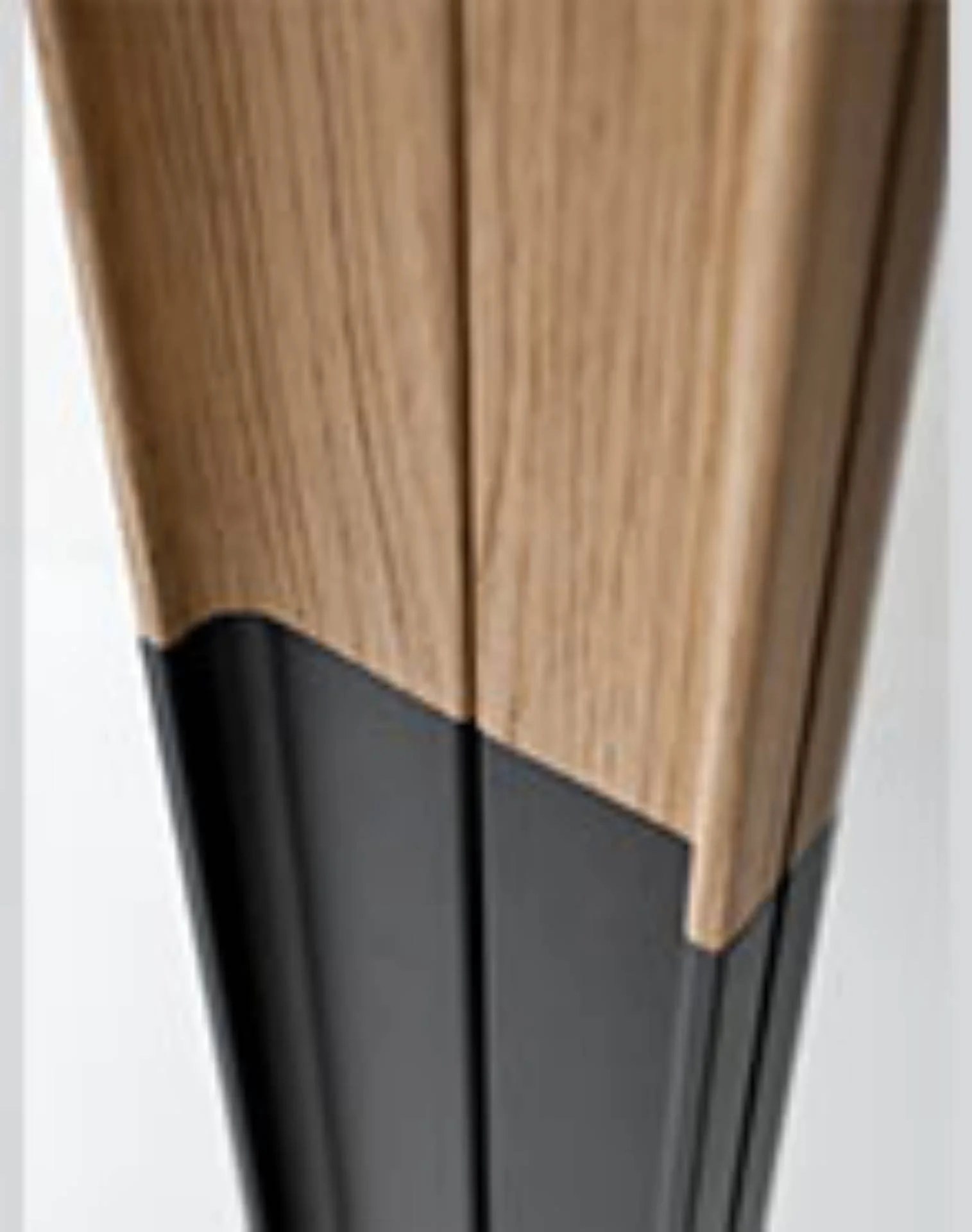 DIVINEDESIGNCENTER_NEXT_INTERIORDOOR_5.jpg