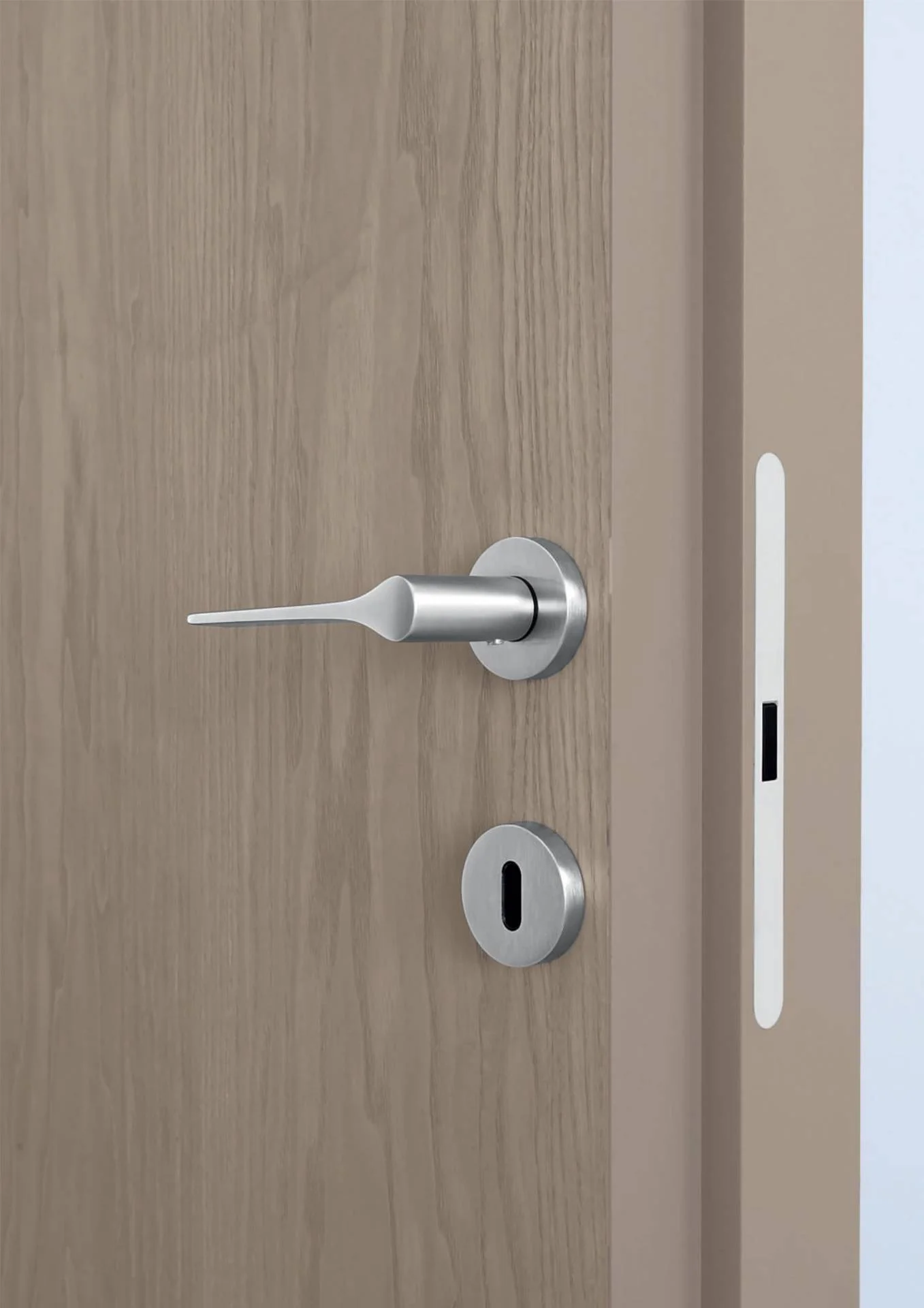 DIVINEDESIGNCENTER_INTEGRA_INTERIORDOOR_6.jpg