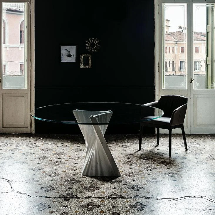 DIVINEDESIGNCENTER_PLISSET_TABLE_2.jpg