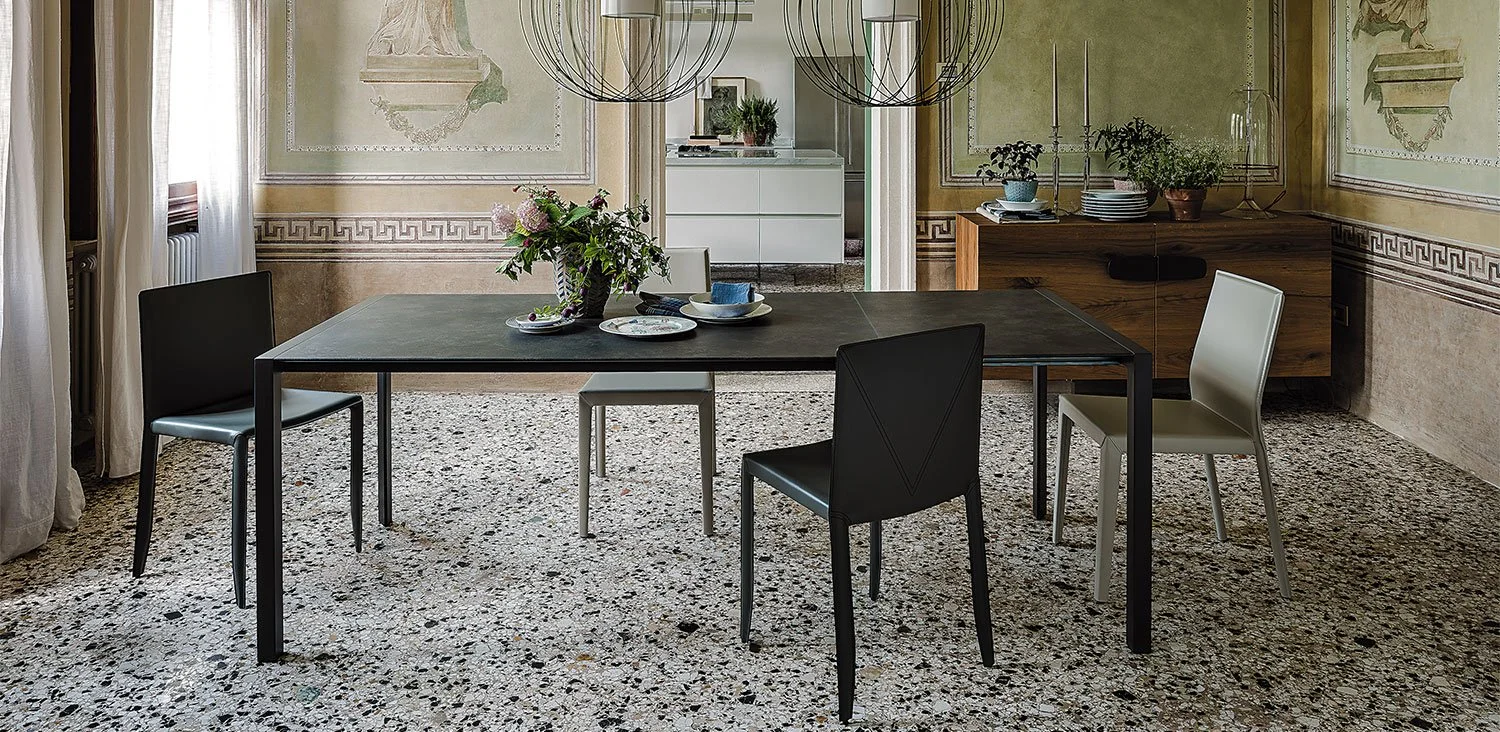 DIVINEDESIGNCENTER_PEDRODRIVE_TABLE_2.jpg