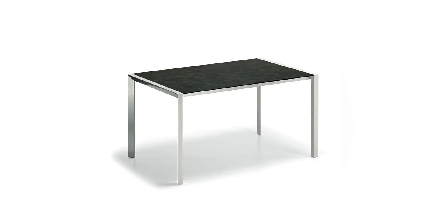 DIVINEDESIGNCENTER_PEDRO_TABLE_5.jpg