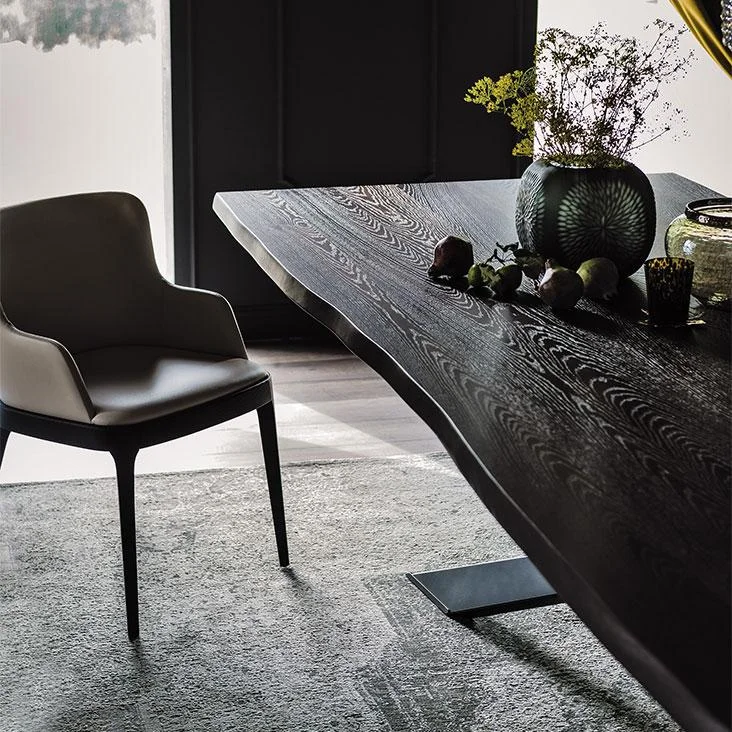 SPYDER WOOD TABLE