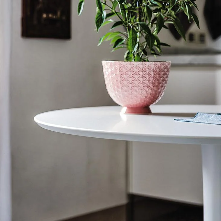 DIVINEDESIGNCENTER_HUGOBISTROT_TABLE_3.jpg