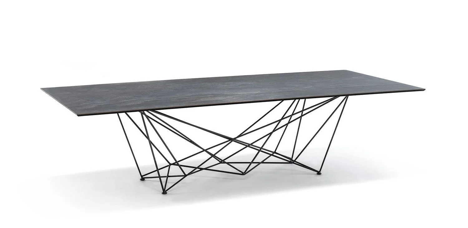 DIVINEDESIGNCENTER_GORDONKERAMIK_TABLE_1.jpg