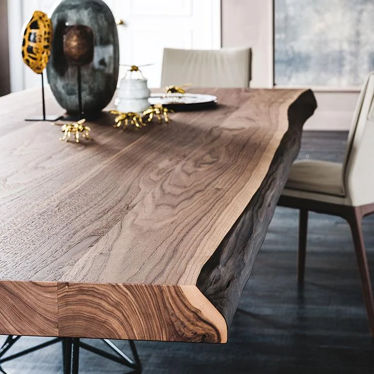 GORDON DEEP WOOD TABLE