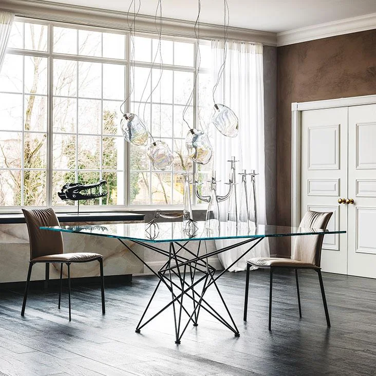 GORDON TABLE