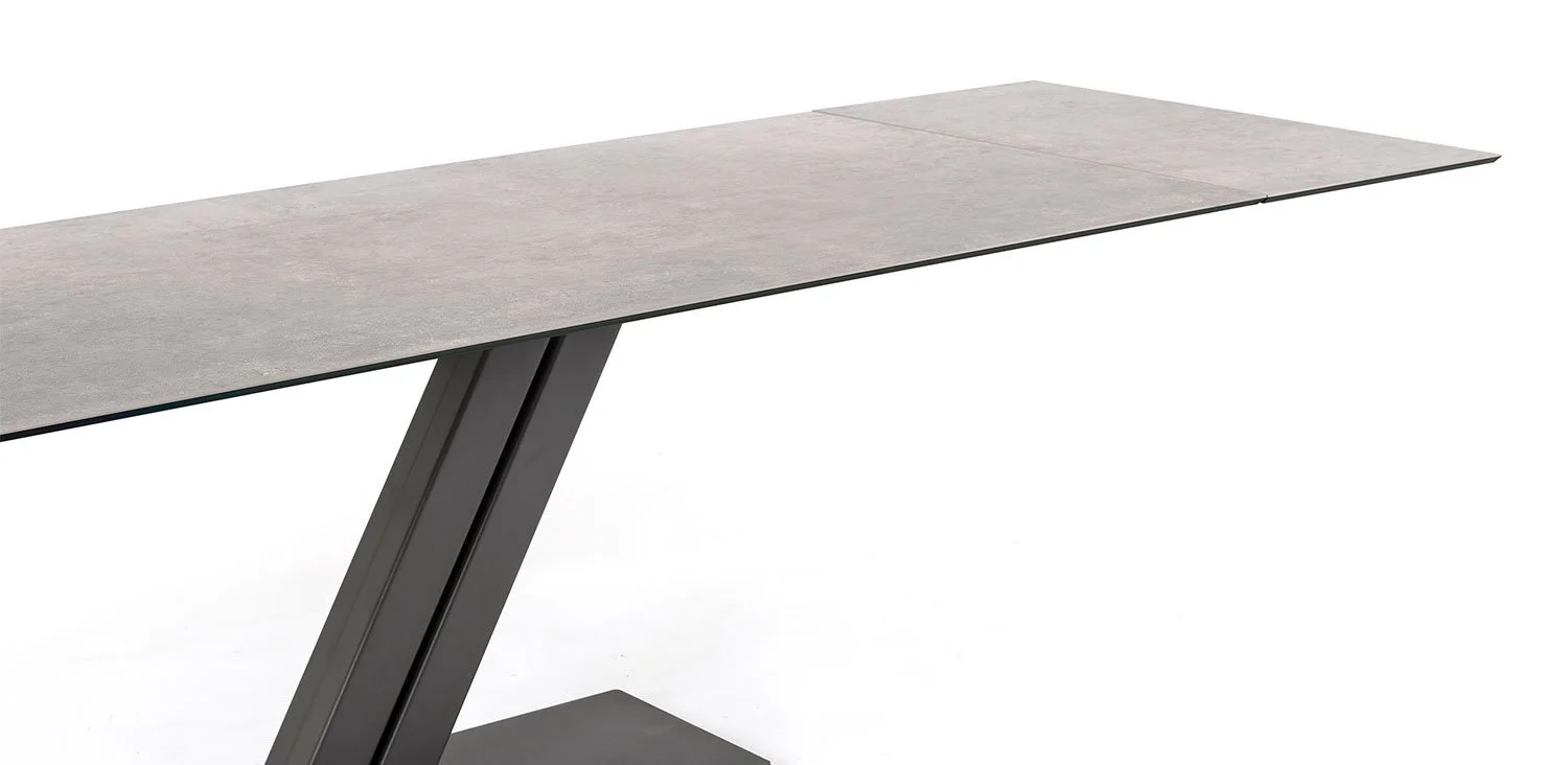 DIVINEDESIGNCENTER_ZEUSKERAMIKDRIVE_TABLE_1.jpg
