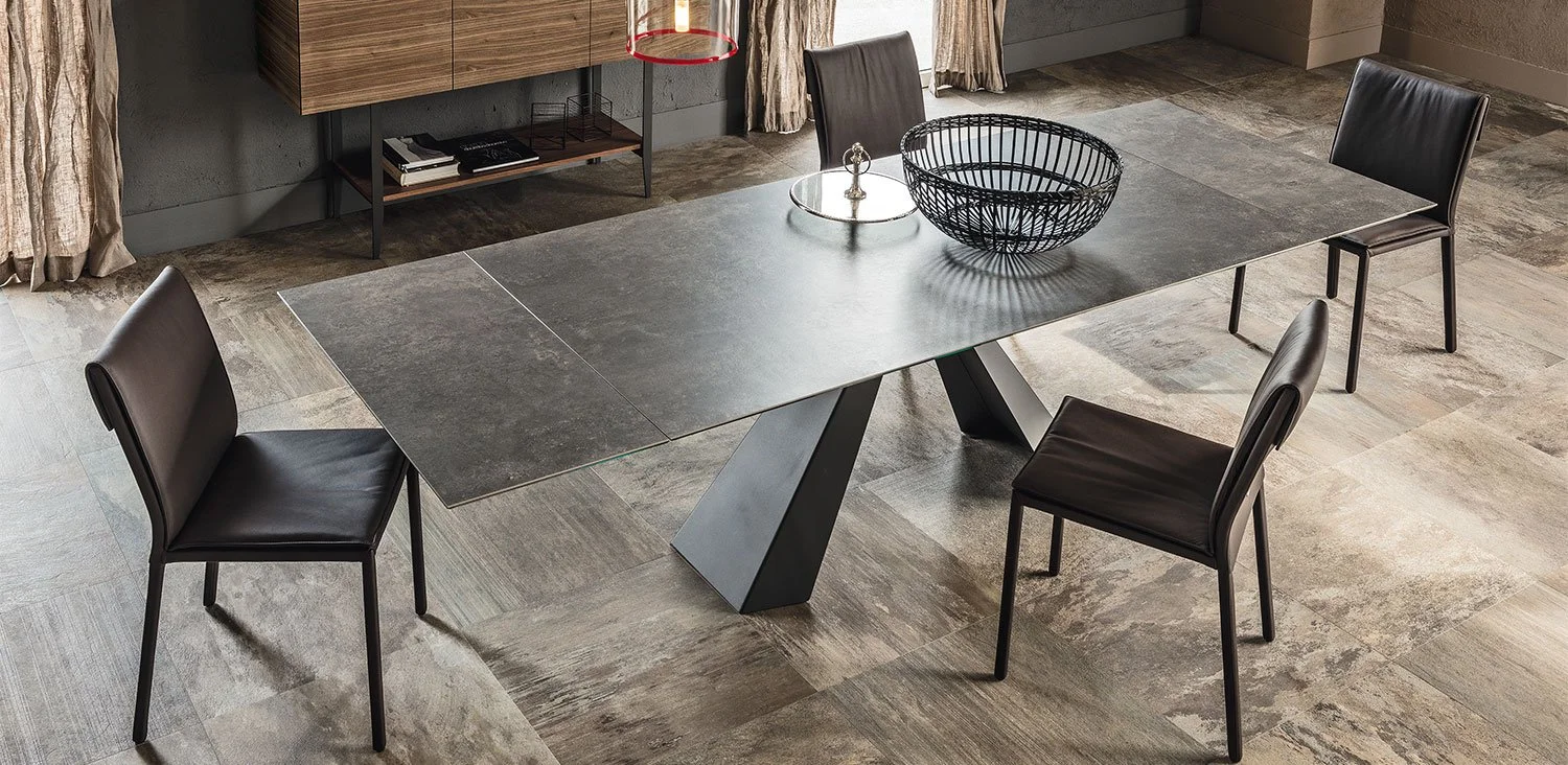 DIVINEDESIGNCENTER_ELIOTKERAMIKDRIVE_TABLE_1.jpg