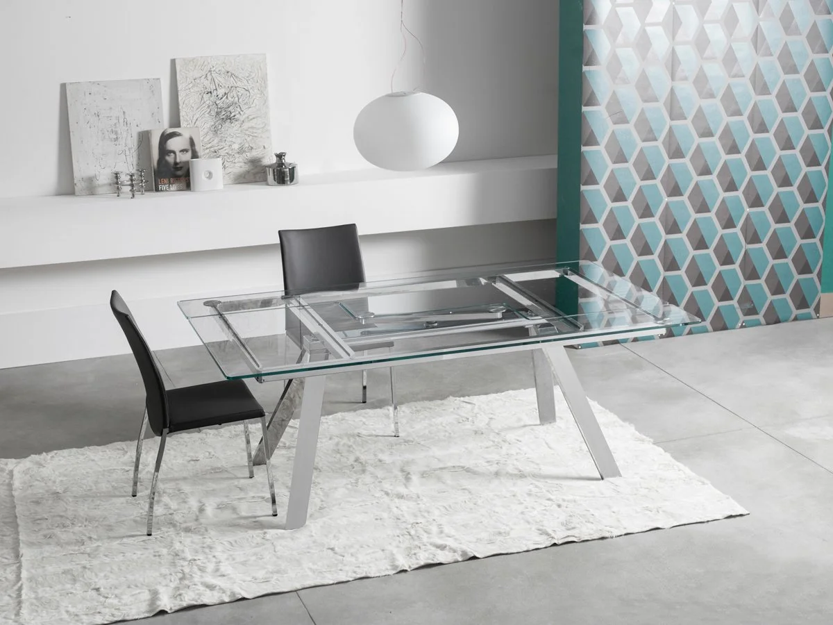 SILHOUETTE TABLE