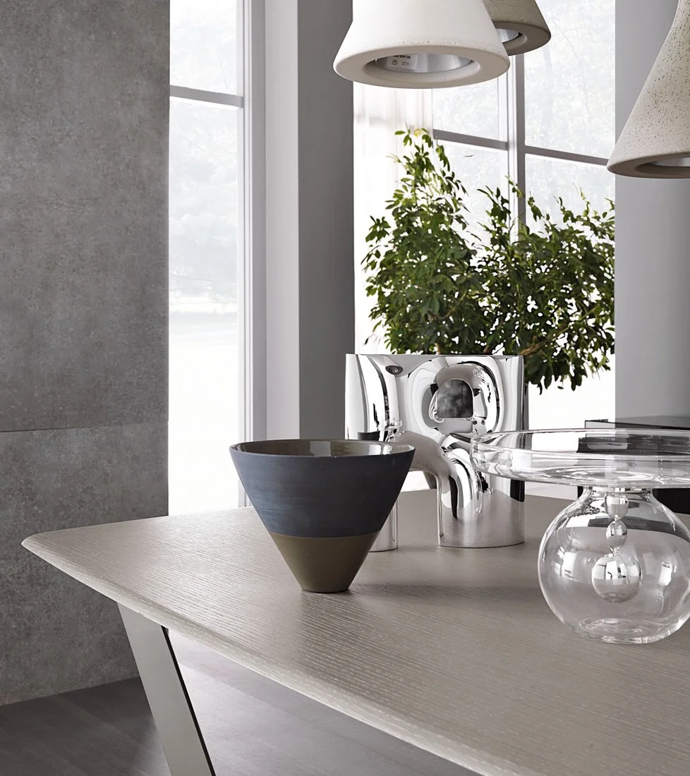 DIVINEDESIGNCENTER_VIRGO_TABLE_3.jpg