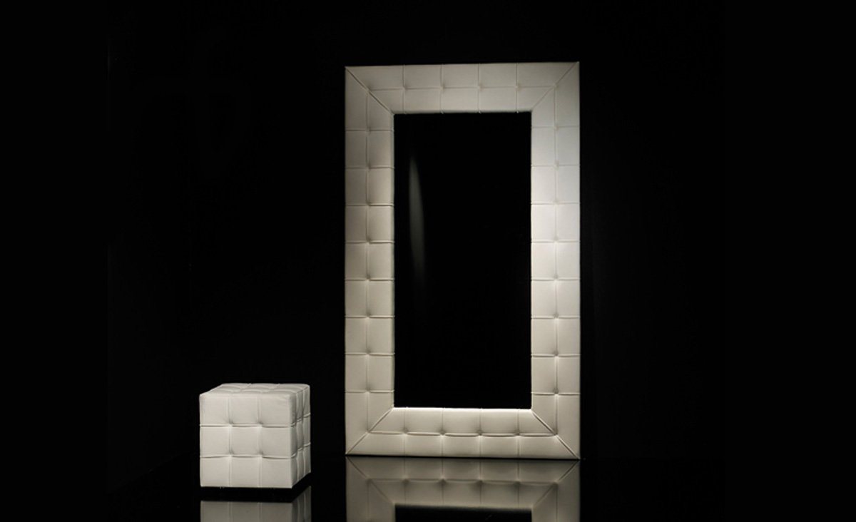 DIVINEDESIGNCENTER_PASHA_MIRROR_4.jpg