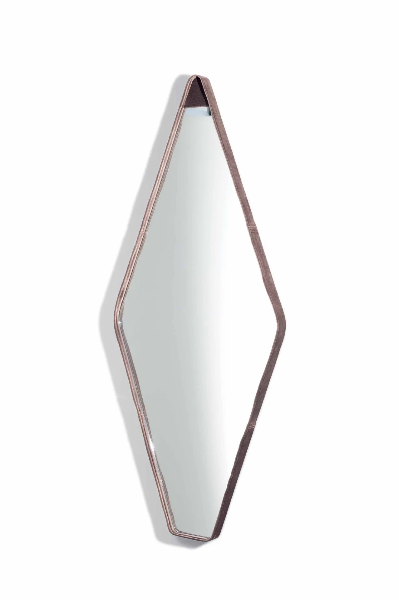 divine-design-center-boston-arketipo-specchio_vanity_fair_HR_92.jpg