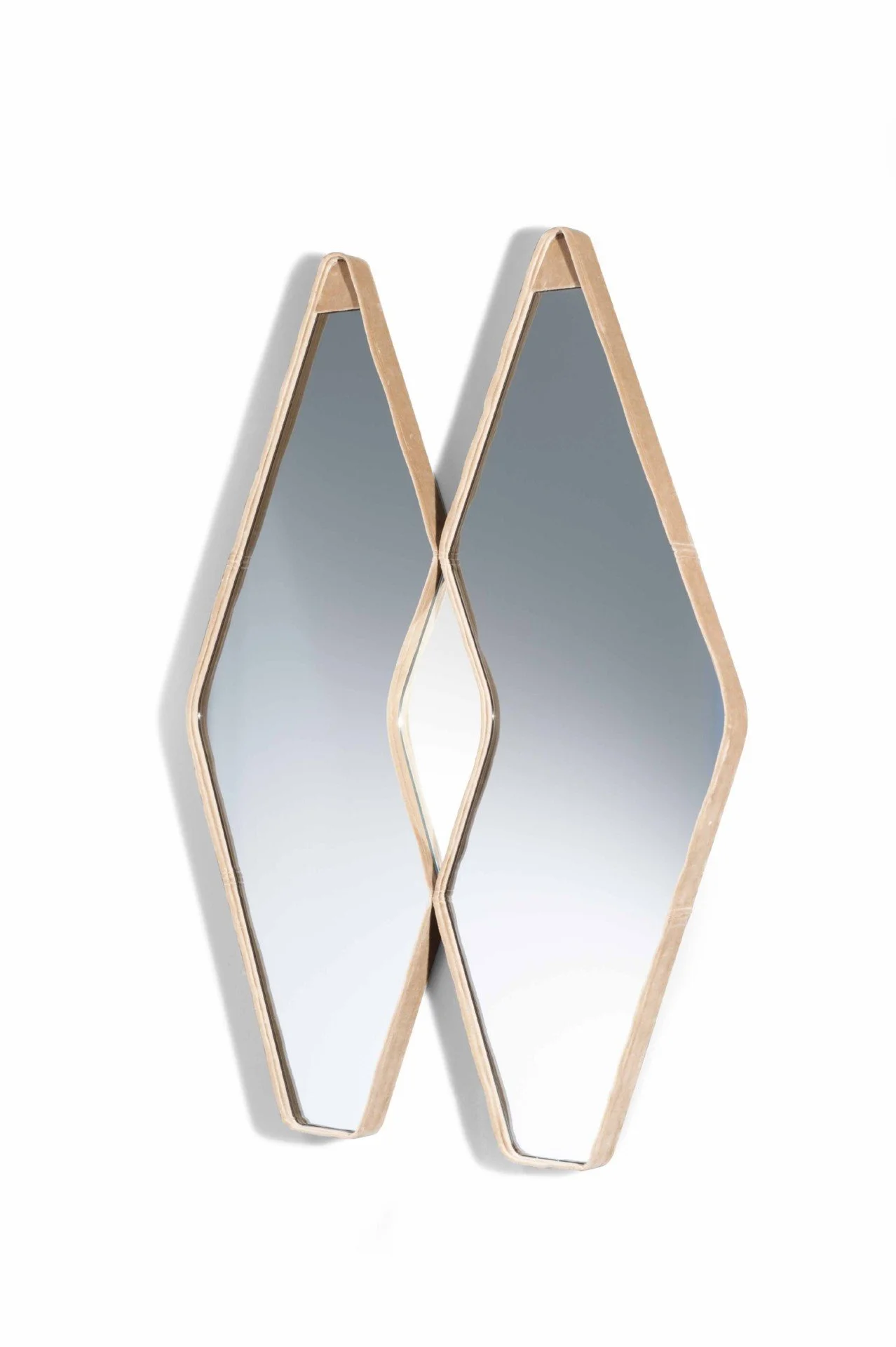 divine-design-center-boston-arketipo-specchio_vanity_fair_HR_93.jpg