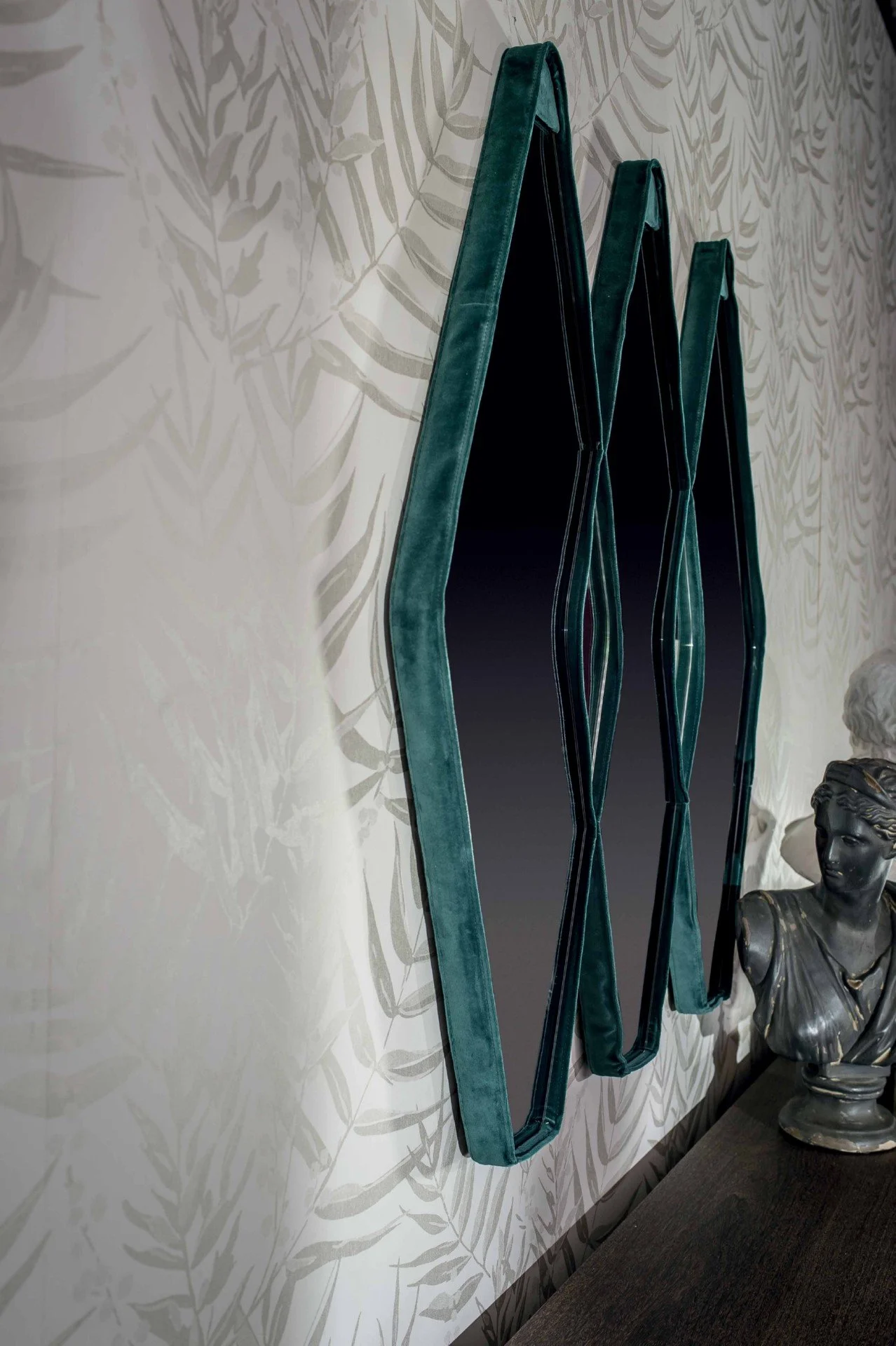 divine-design-center-boston-arketipo-specchio_vanity_fair_HR_98.jpg