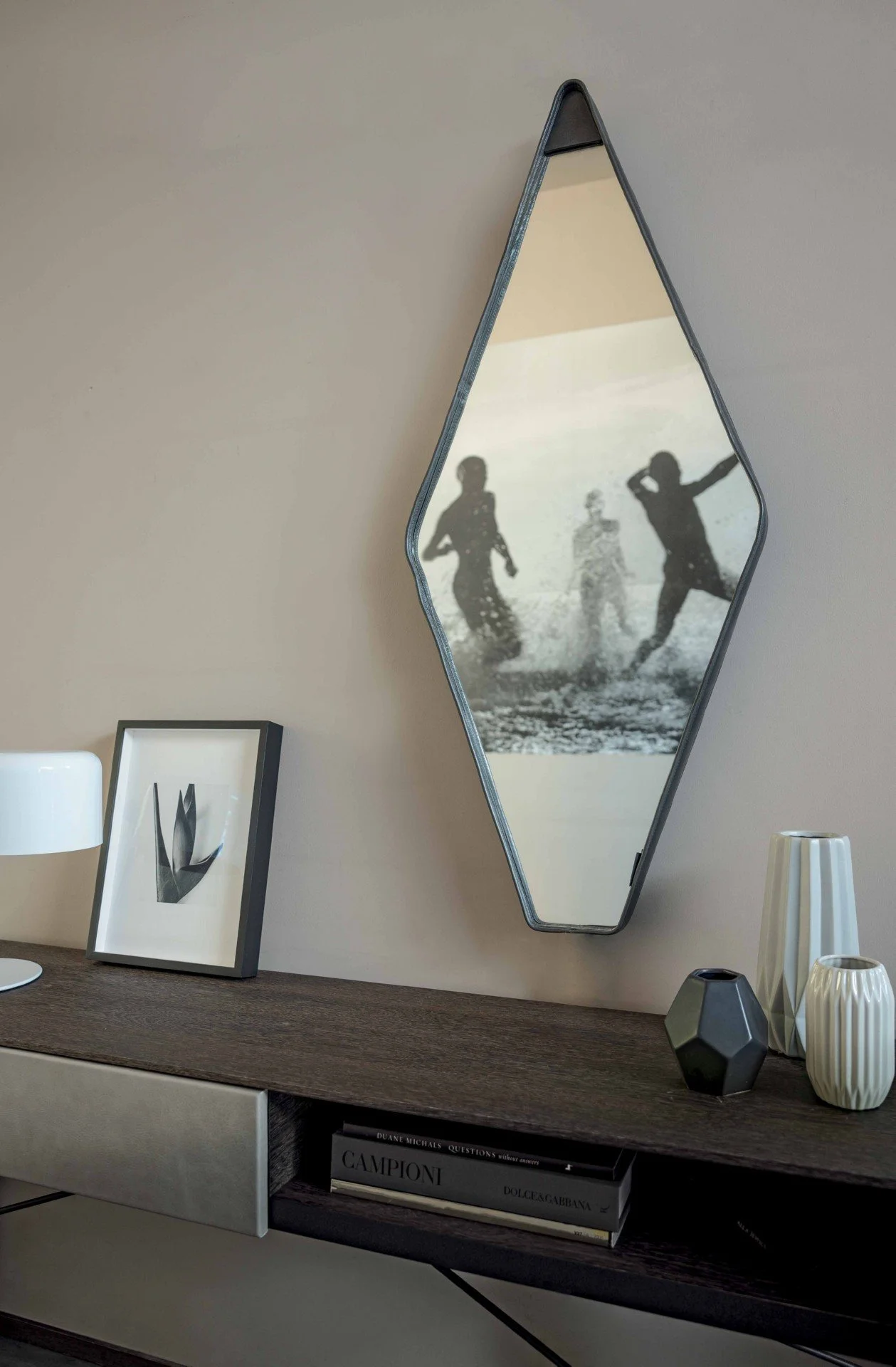 divine-design-center-boston-arketipo-specchio_vanity_fair_HR_95.jpg