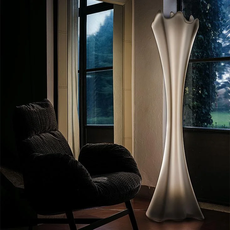 DIVINEDESIGNCENTER_SIPARIO_LAMP_4.jpg