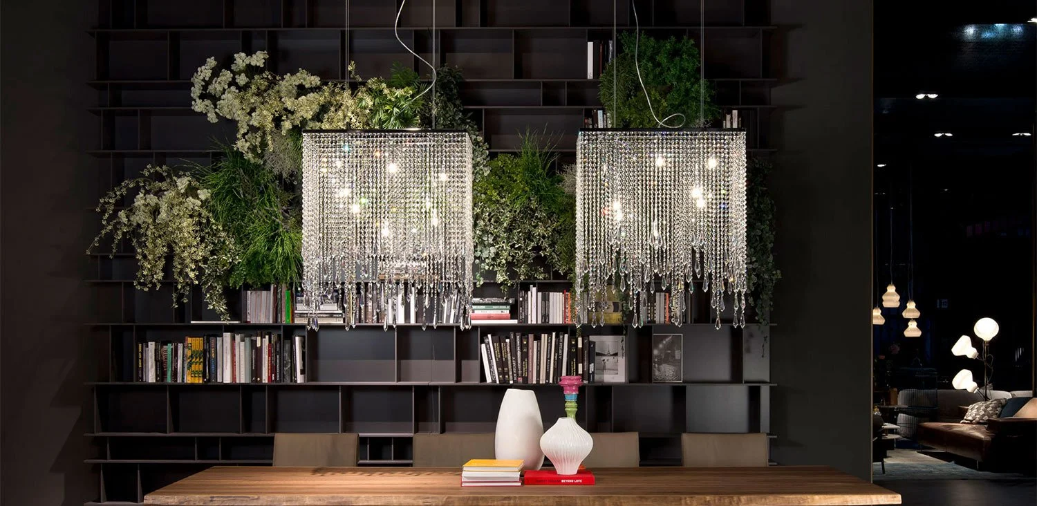 DIVINEDESIGNCENTER_VENEZIA_LAMP_1.jpg