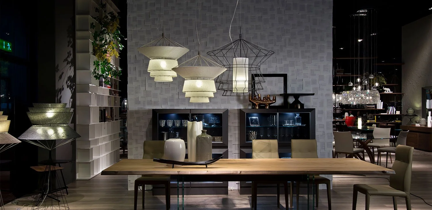 DIVINEDESIGNCENTER_ZEPPELIN_LAMP_1.jpg