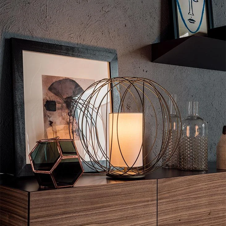 1_DIVINEDESIGNCENTER_MIDDAY_LAMP_1.jpg