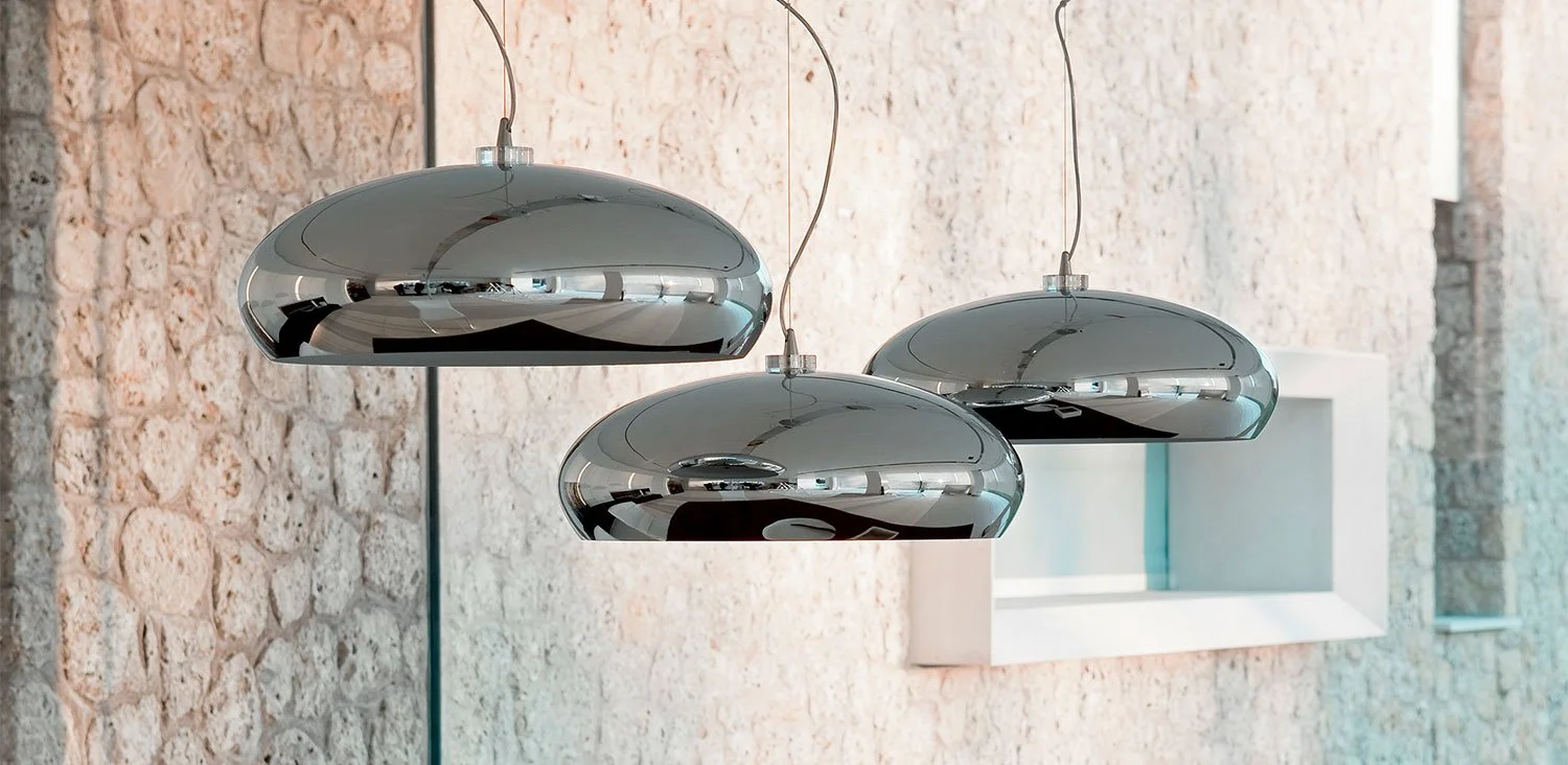 DIVINEDESIGNCENTER_HUBLOT_LAMP_1.jpg