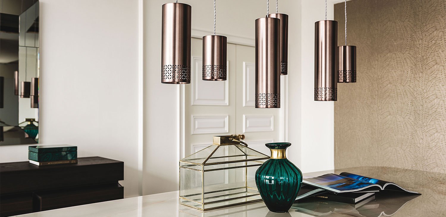 DIVINEDESIGNCENTER_ZOOM_LAMP_4.jpg