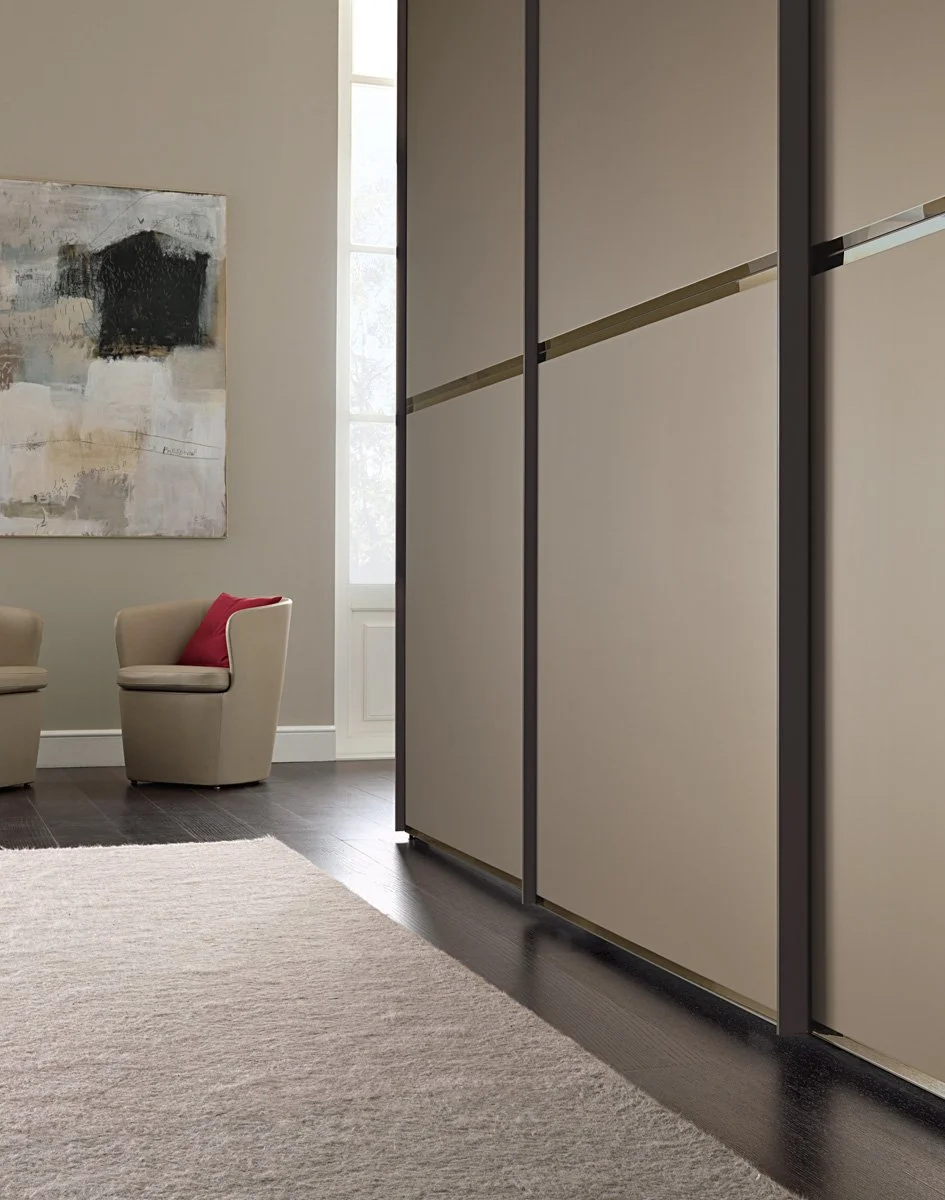 DIVINEDESIGNCENTER_BRILLANTA_WARDROBE_5.jpg