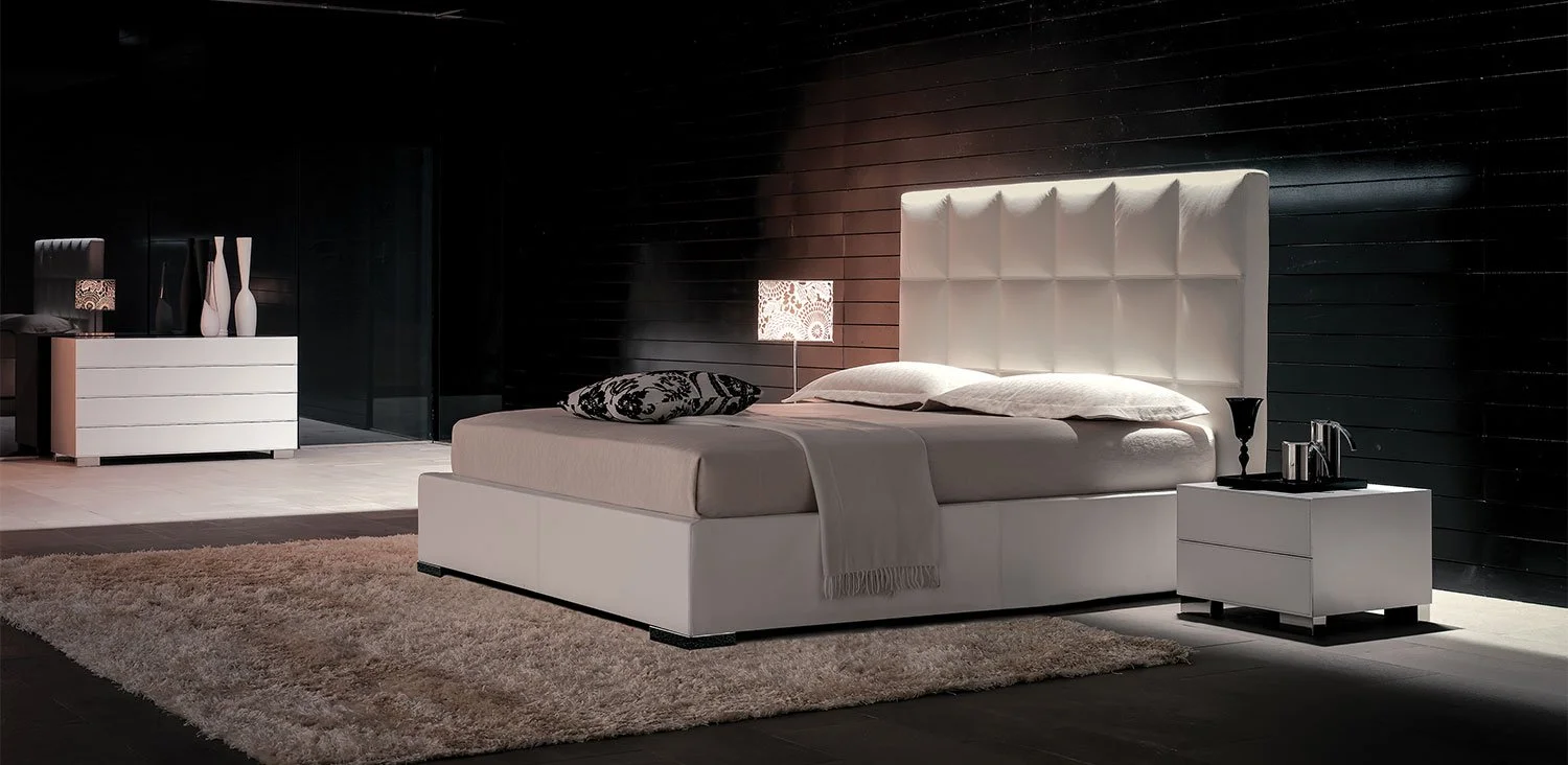 DIVINEDESIGNCENTER_WILLIAM_BED_5.jpg