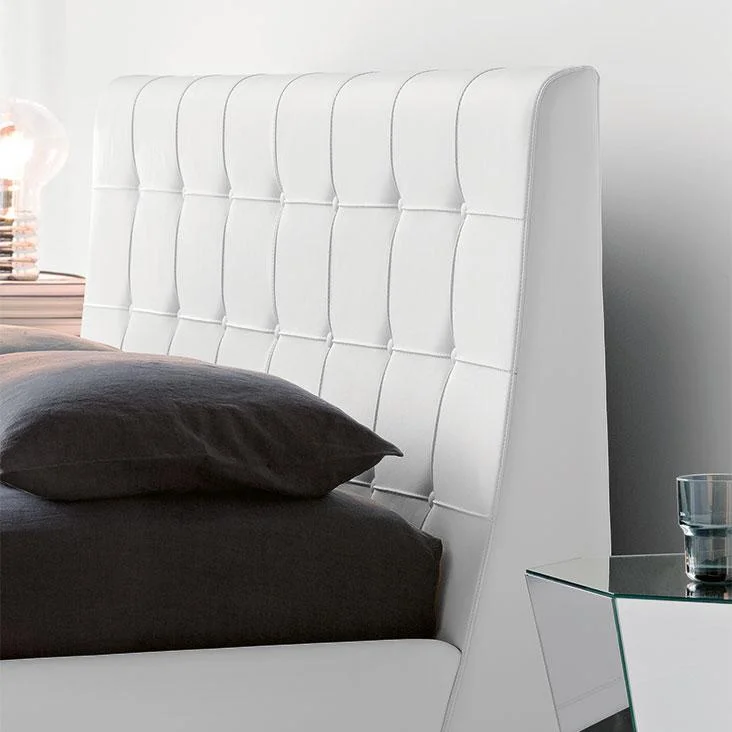 DIVINEDESIGNCENTER_FRANKLYN_BED_1.jpg