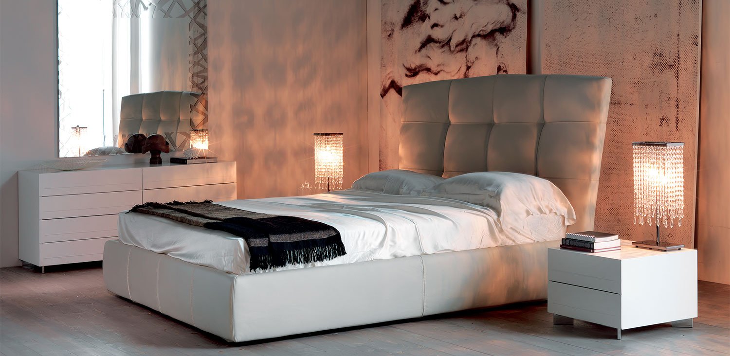 1_DIVINEDESIGNCENTER_MARSHALL_BED_2.jpg