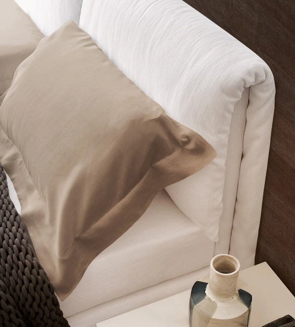 DIVINEDESIGNCENTER_BEATRICE_BED_5.jpg