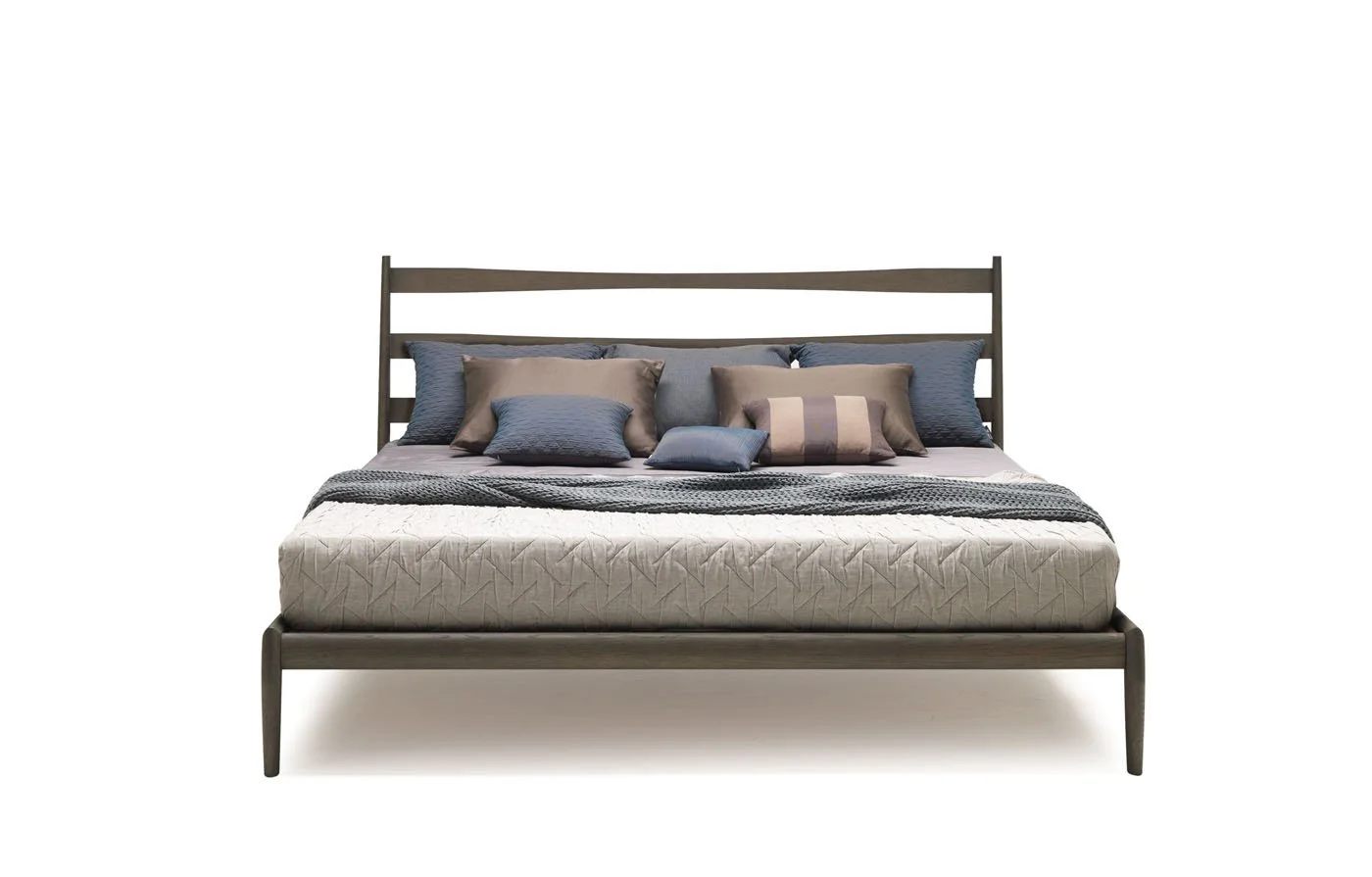 1_DIVINEDESIGNCENTER_ELADIO_BED_2.jpg