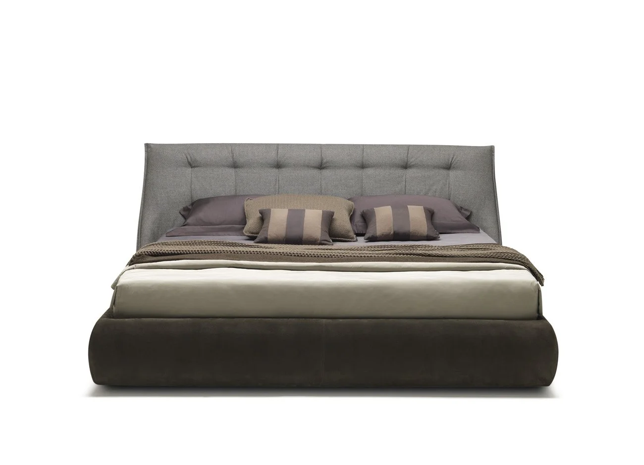 1_DIVINEDESIGNCENTER_SUMO_BED_1.jpg