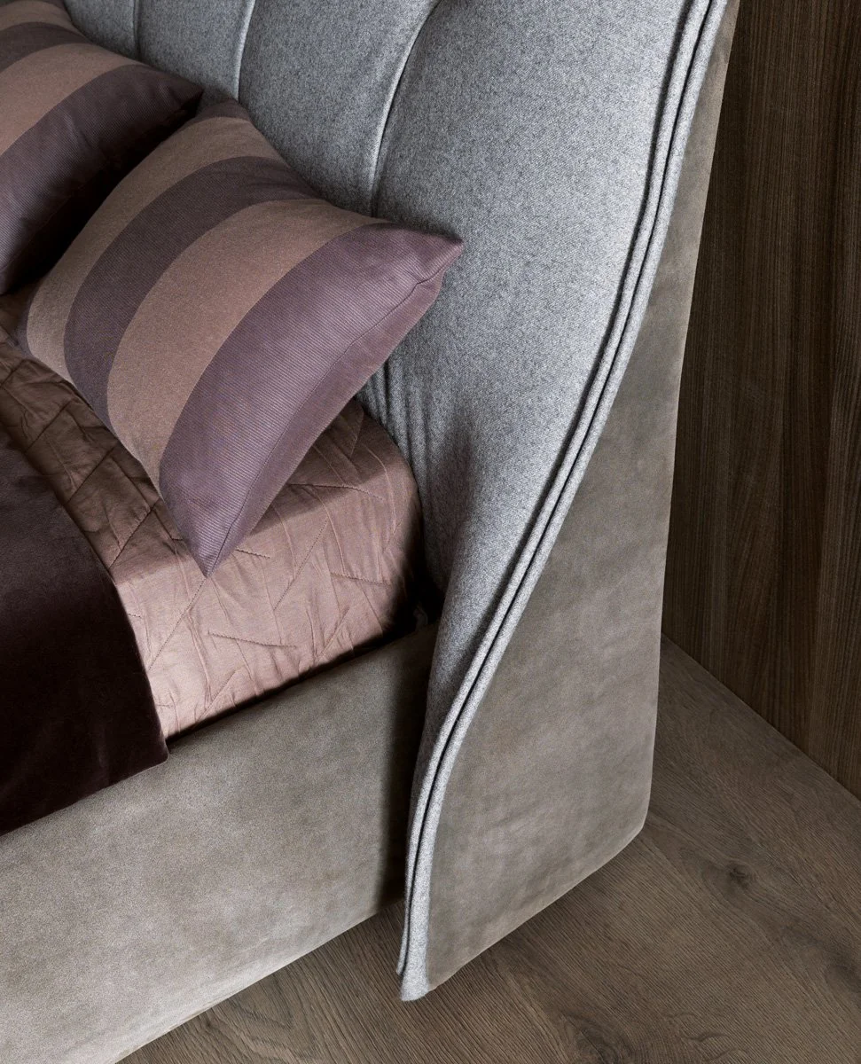 DIVINEDESIGNCENTER_SUMO_BED_4.jpg
