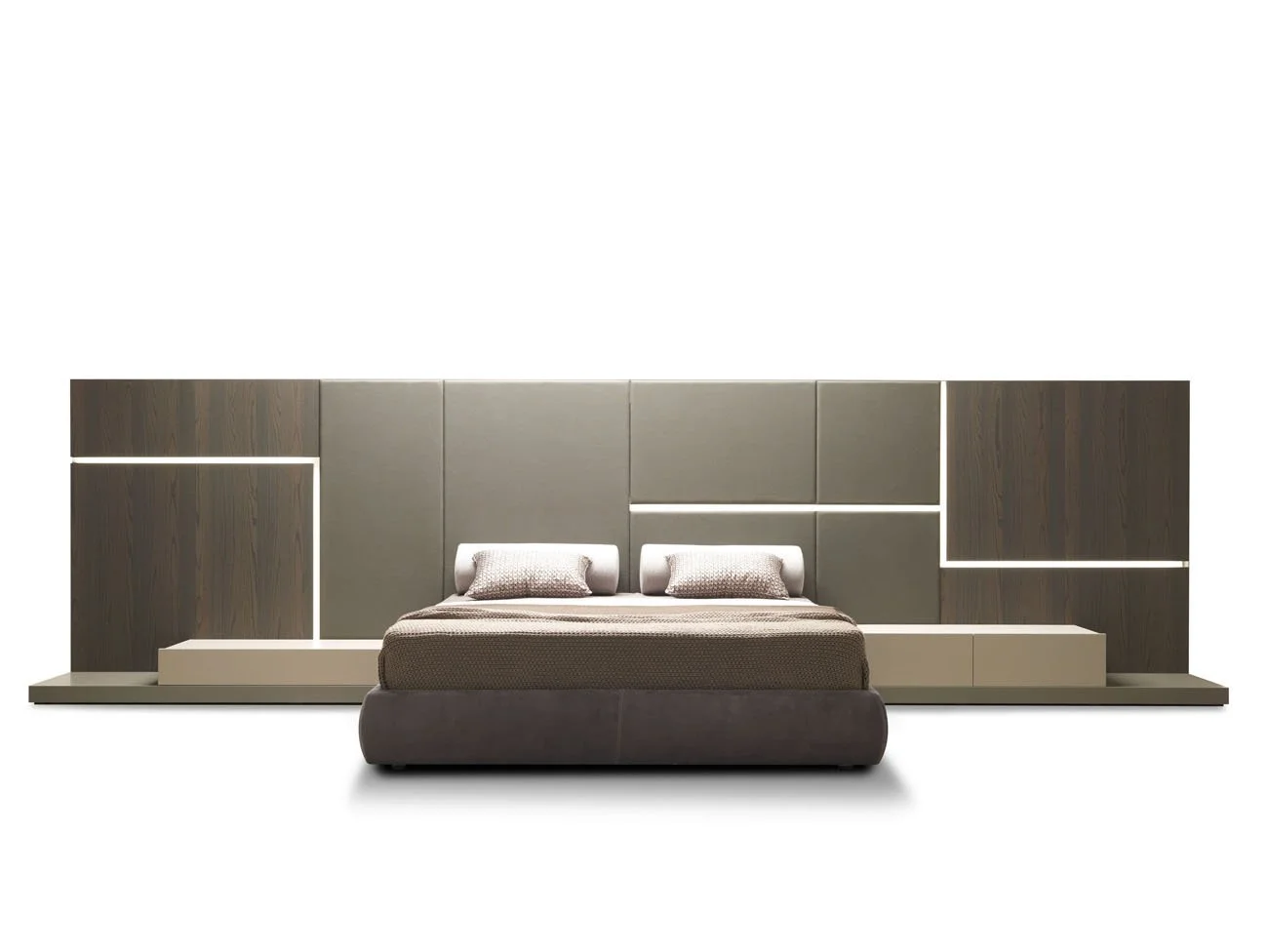 1_DIVINEDESIGNCENTER_GHIROLETTO_BED_2.jpg