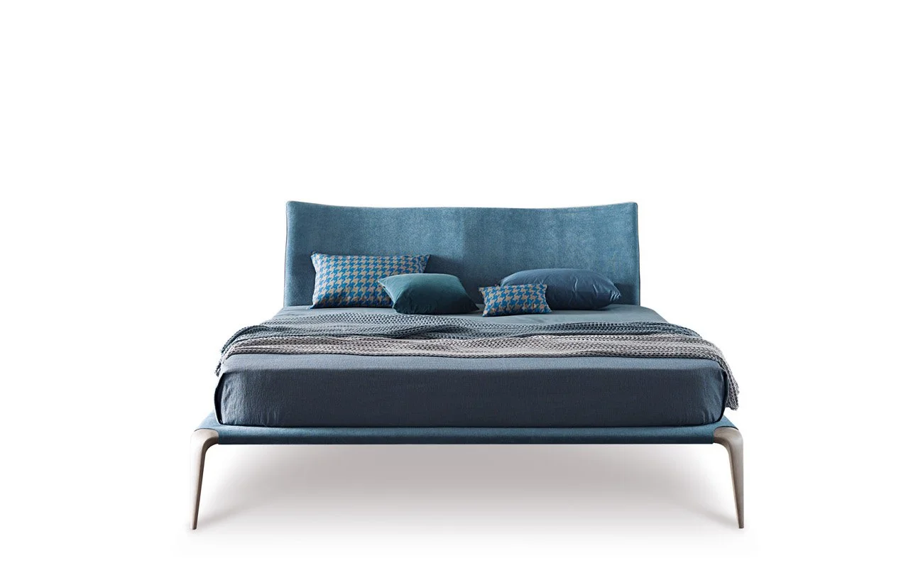 DIVINEDESIGNCENTER_MARGARETH_BED_5.jpg