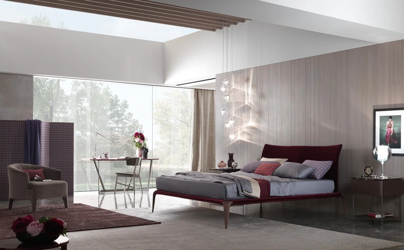 DIVINEDESIGNCENTER_MARGARETH_BED_3.jpg