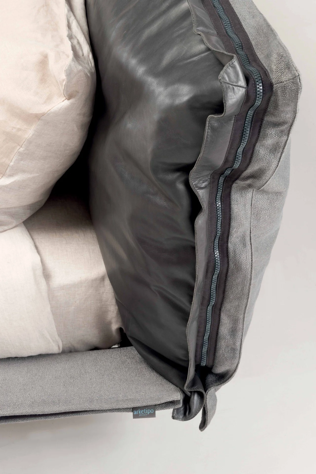 divine-design-center-boston-arketipo-letto_auto-reverse_dream_HR_991.jpg