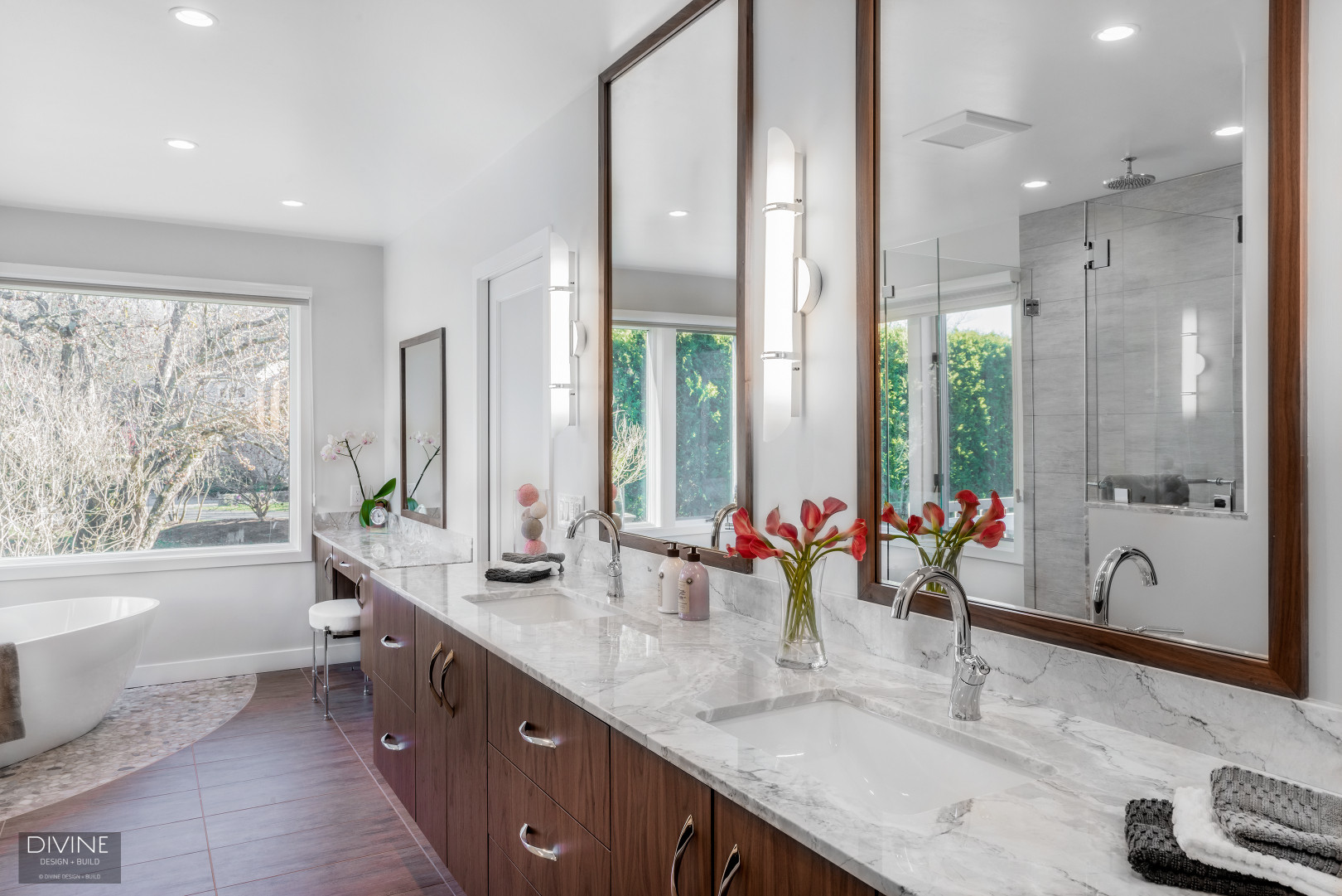 Boston Lincoln Contemporay Transitional Bathroom