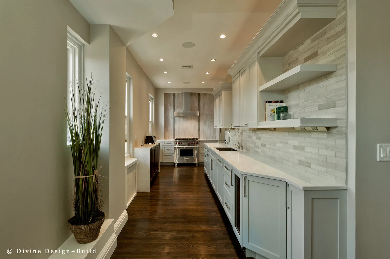 BOSTON BEACON HILL TRANSITIONAL KITCHEN